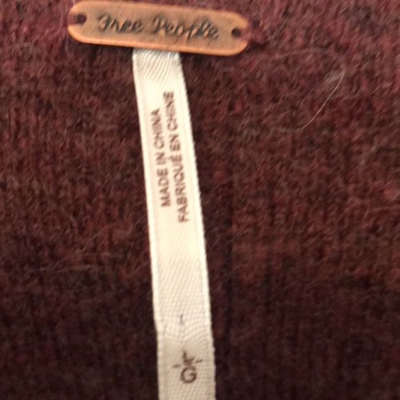 Free People Sweater in Size Large Colour is: burgundy . It has dropped sleeves - Picture 2 of 7